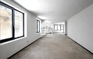 Офис в София, Център