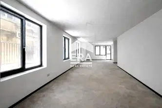 Офис в София, Център