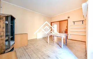 Офис в София, Център