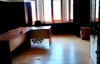 Офис в София, Център