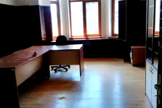 Офис в София, Център