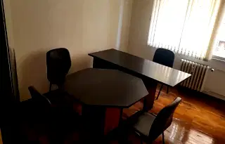 Офис в София, Център