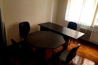 Офис в София, Център