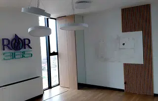 Офис в София, Център