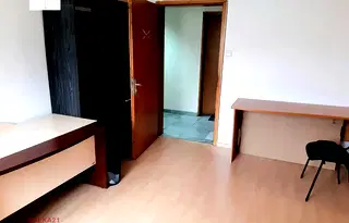 Офис в София, Център