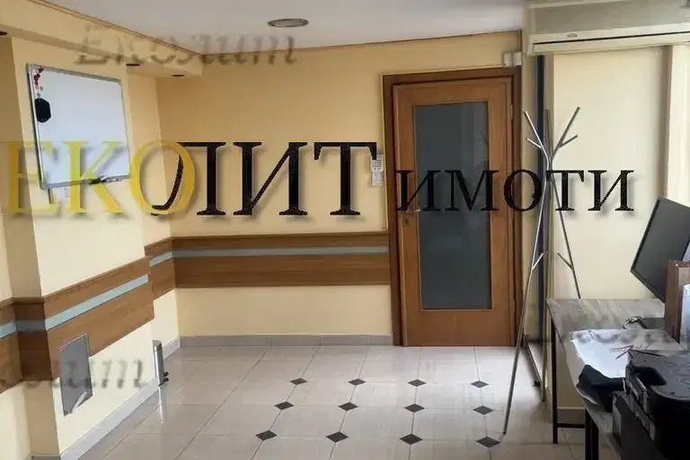 Office in Sofiya, Centyr
