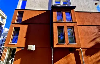 Офис в София, Център