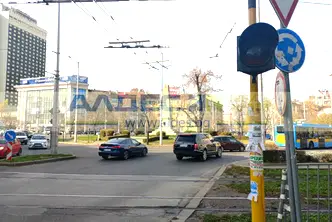 Офис в София, Център