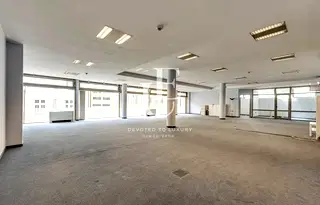 Офис в София, Център