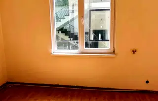 Офис в София, Център