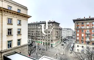 Офис в София, Център