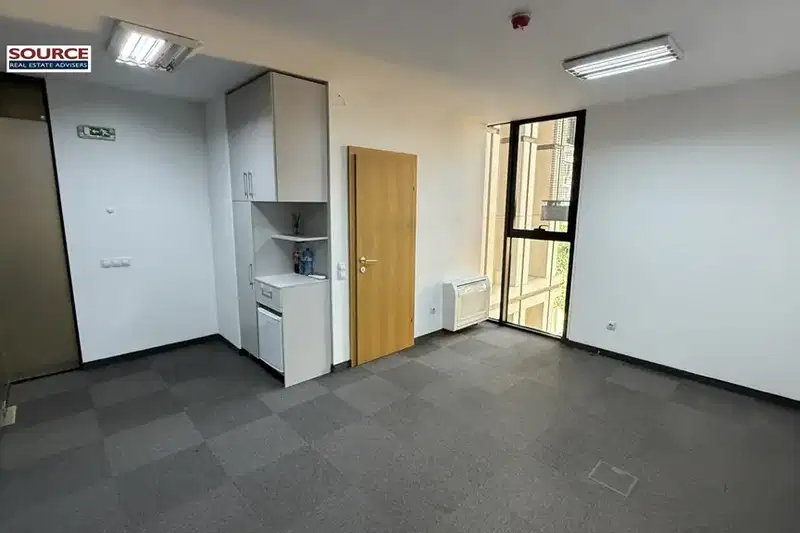 Office in Sofiya, Centyr