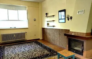 Офис в София, Докторски паметник