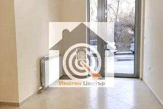 Офис в София, Гео Милев