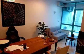 Офис в София, Изток