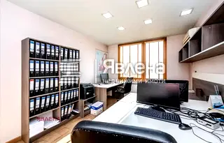 Офис в София, Изток