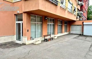 Офис в София, Красно село