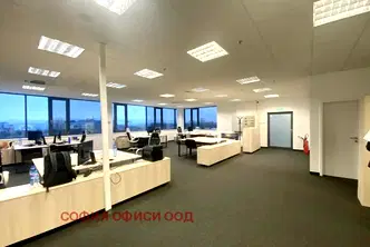 Офис в София, Летище София