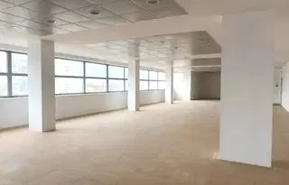 Офис в София, Левски В