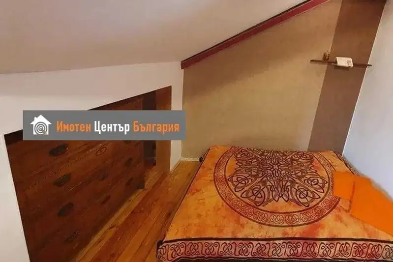 Офис в София, Лозенец