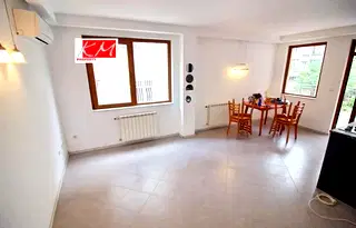 Офис в София, Лозенец