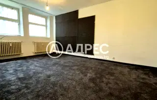 Офис в София, Лозенец