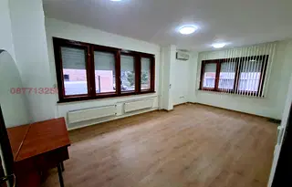 Офис в София, Лозенец