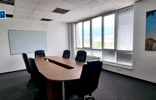 Офис в София, Младост 4