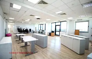 Офис в София, Полигона