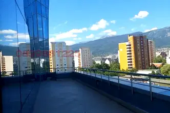 Офис в София, Студентски град