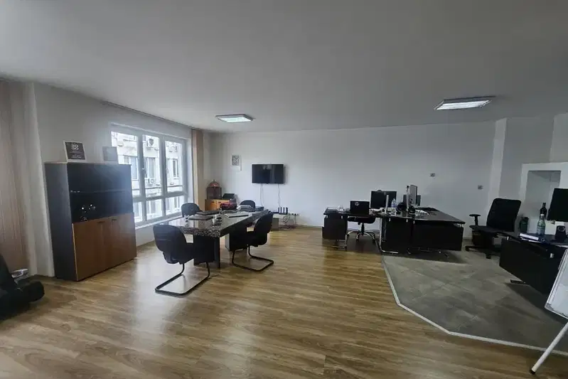 Office in Sofiya, Zona B-5