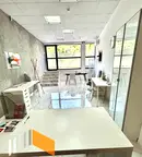 Офис във Варна, Център