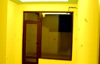 Офис във Варна, Център