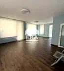 Офис във Варна, Център