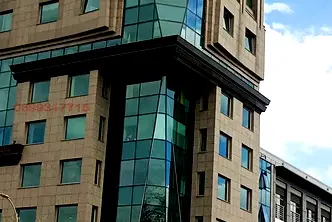 Офис във Варна, Център