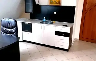 Офис във Варна, Център