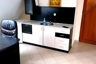 Офис във Варна, Център