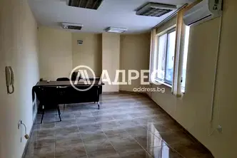 Офис във Варна, Гръцка махала