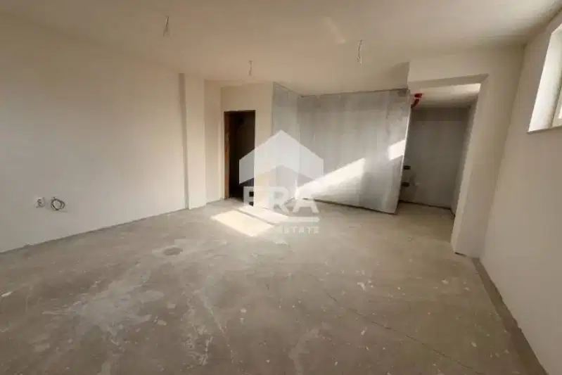 Office in Varna, Pchelina