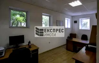 Офис във Варна, ВИНС-Червен площад