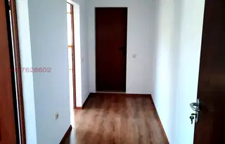 Офис във Варна, Владислав Варненчик 1
