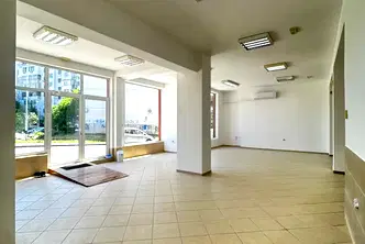 Офис във Варна, Владислав Варненчик 1
