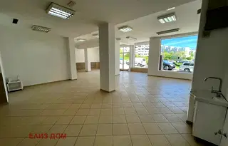 Офис във Варна, Владислав Варненчик 2