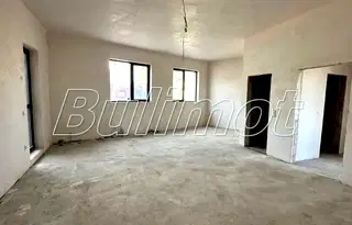 Офис във Варна, Възраждане 4