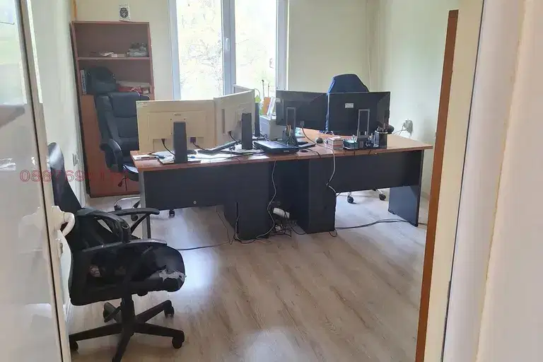 Office in Veliko Tyrnovo, Centyr