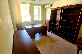 Офис във Велико Търново, Център