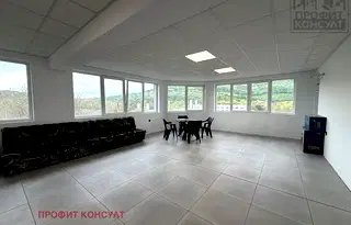 Офис във Велико Търново, Чолаковци