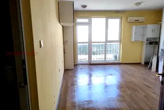 Офис във Враца, Център