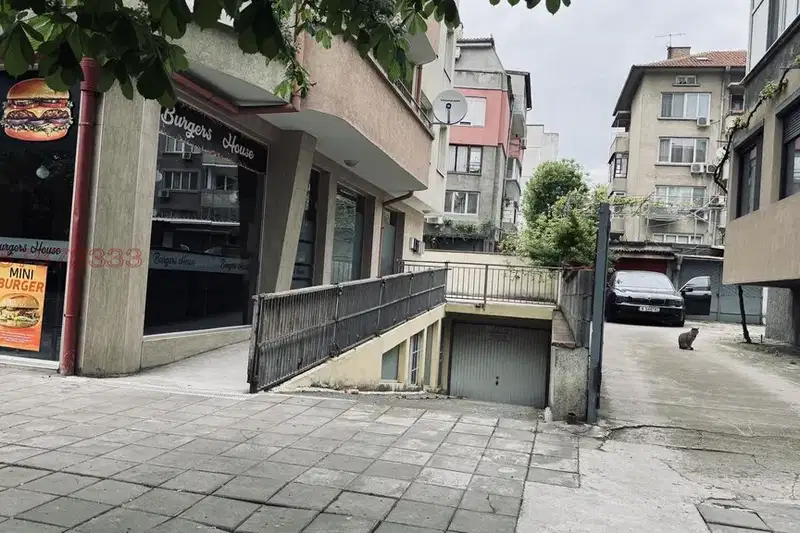 Garage/Parking in Burgas, Bratya Miladinovi