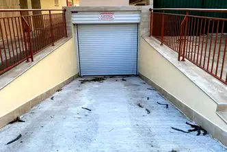 Гараж/Паркомясто в Бургас, Лазур